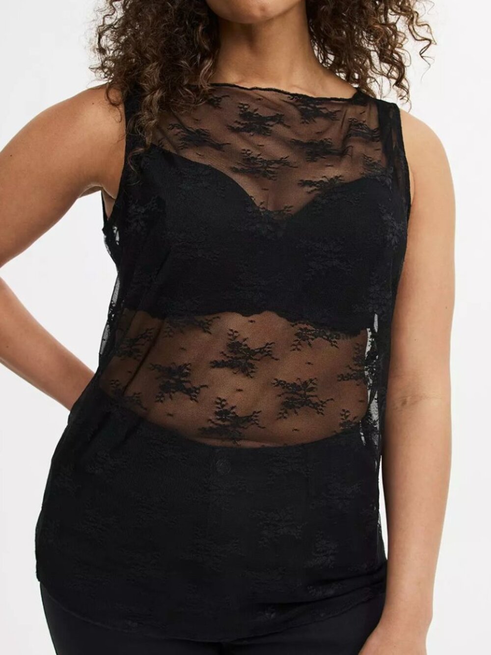 Torrid Mesh Lace Tank Top Size 1 - Picture 4 of 13